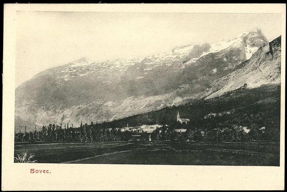 1200px-Postcard_of_Bovec_by_1905.jpg