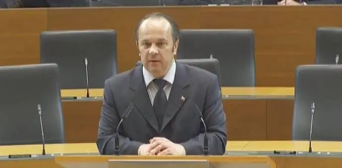 Branko Grims (SDS) speaks against the amendment