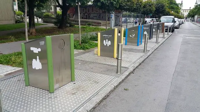 How to Use the Underground Trash Containers in Ljubljana
