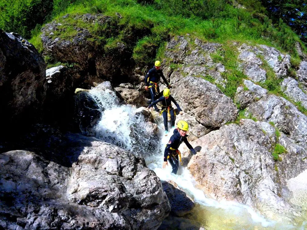 01 adventure-family-canyoning-vavation-slovenia_kata_201721.jpg