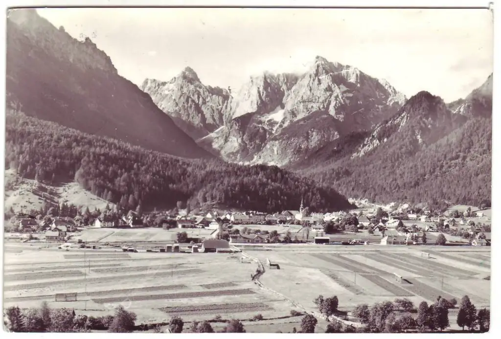 1960_postcard_of_Kranjska_Gora.jpg