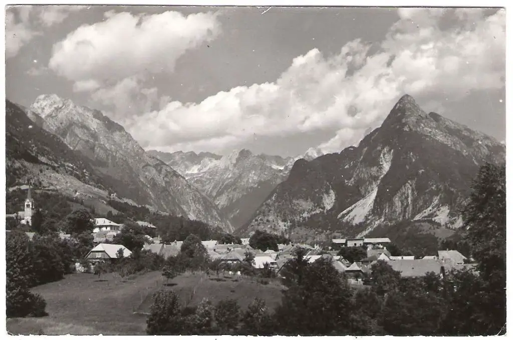 1962_postcard_of_Bovec.jpg