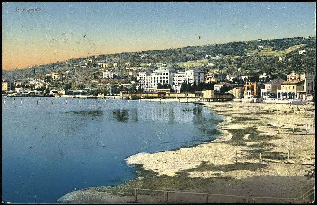 Postcard_of_Portorož_(10).jpg