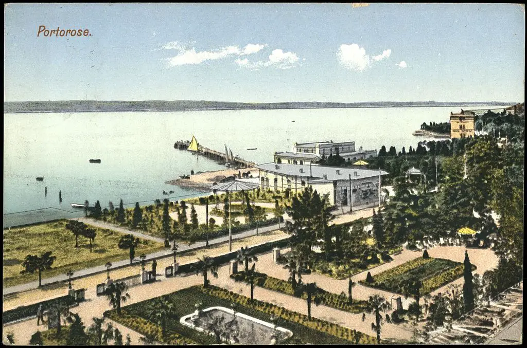 Postcard_of_Portorož_1912_(3).jpg