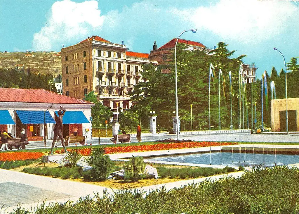 Postcard_of_Portorož_1963_(2).jpg