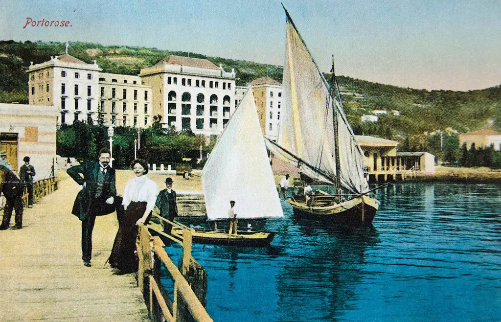 Razglednica_Portoroža_1915.jpg