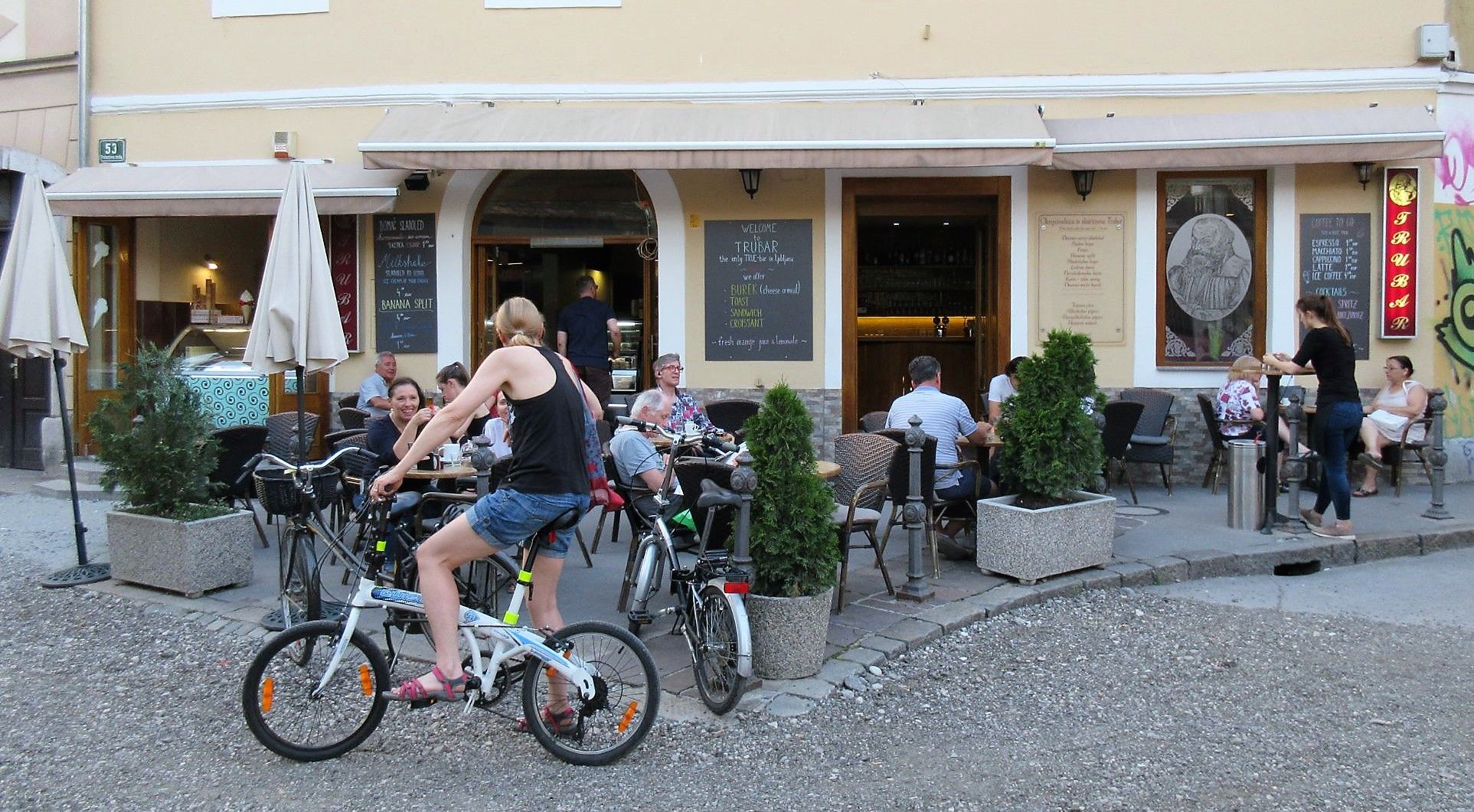 Trubarjeva cesta Ljubljana ethnic food (21).jpg