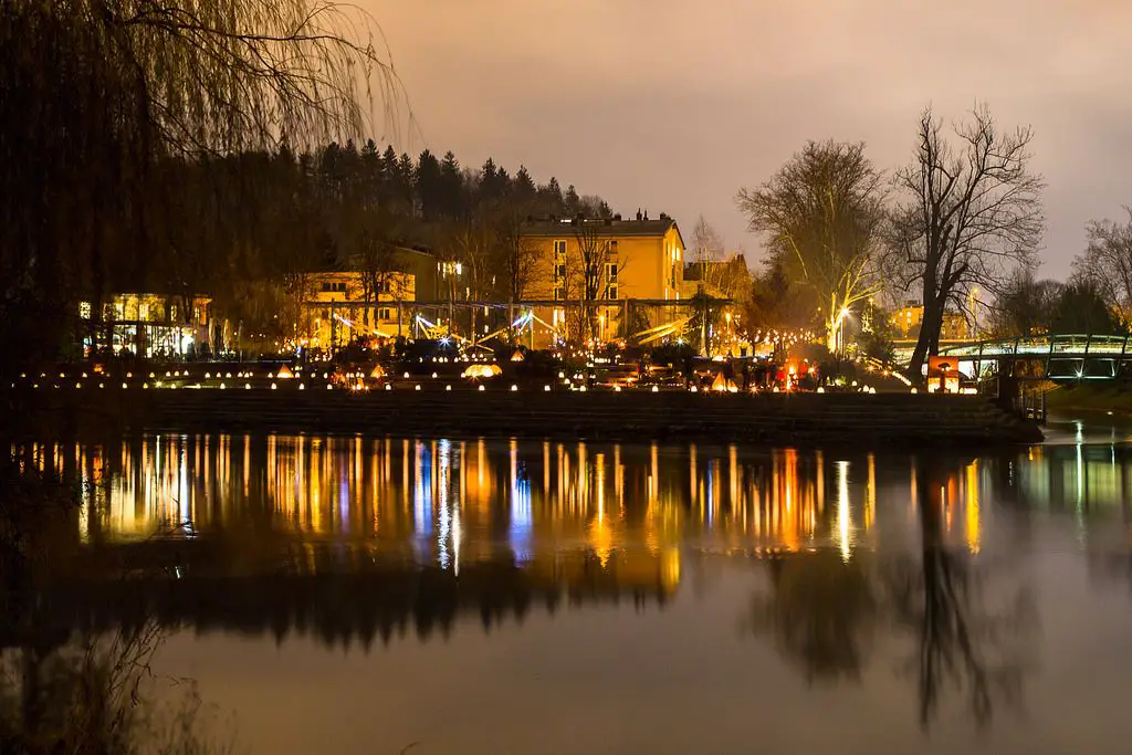 festive december ljubljana ana plamenita  (16).jpg