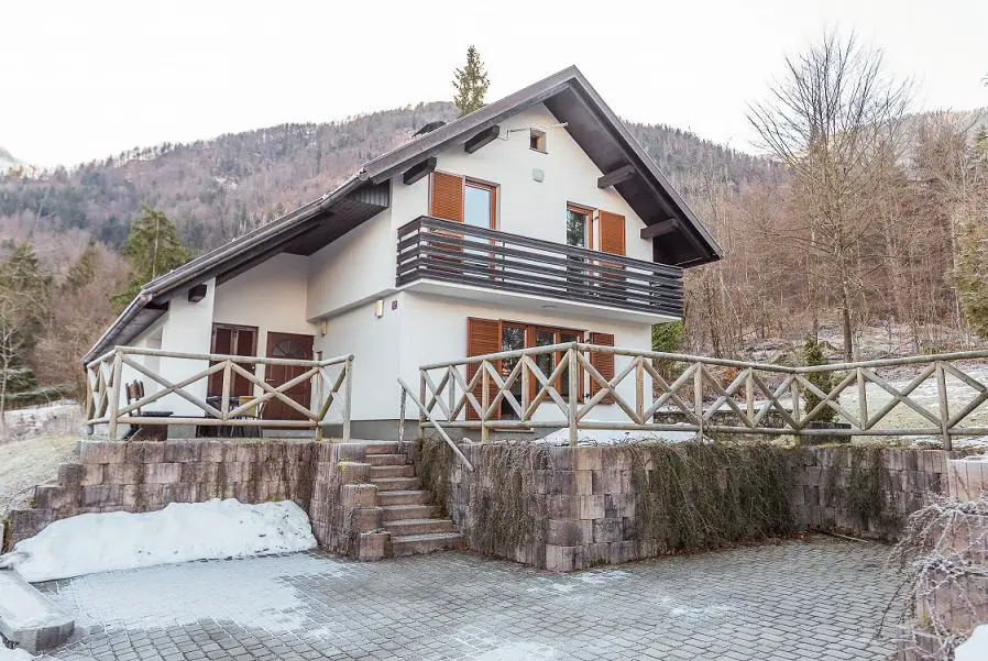 property to rent or buy in slovenia bohinj (17).jpg