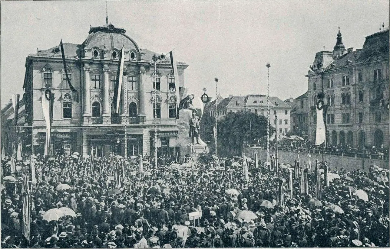 wikiemdia Odkritje_Prešernovega_spomenika_v_Ljubljani_1905.jpg
