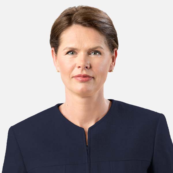 www.alenkabratusek.si alenka-bratusek-nova.jpg