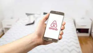 Newspaper Claims Opposition to Airbnb Driven by Envy