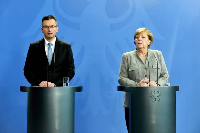 Merkel Willing to Help in Dispute with Croatia, Praises Slovenia&#039;s Border Protection Efforts,