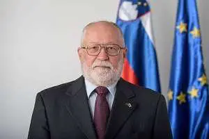 Peter Jožef Česnik 