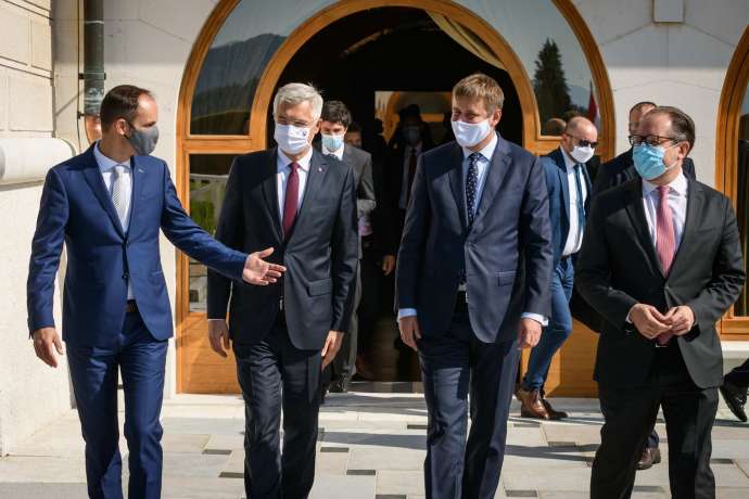 The Foreign Ministers of Slovenia, Austria, Czech Republic &amp; Slovakia