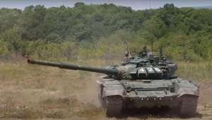 A tank from the T-72 family