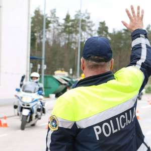Slovenia’s New Govt: Tighter Asylum Rules, More Police, Conscription