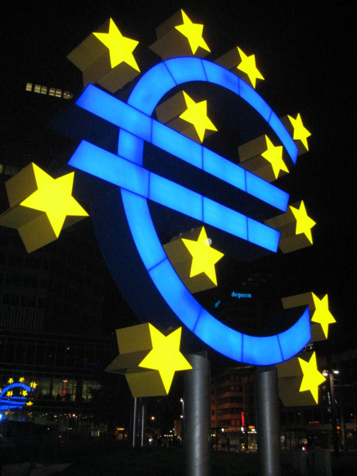 Slovenija bo prejela 4 1,49 milijarde evrov nepovratnih sredstev od vlade EU