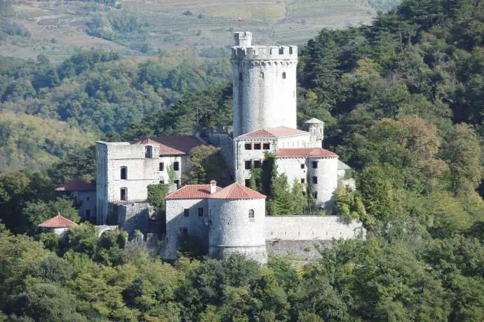 Rihemberk Castle To Be Restored With Public-Private Partnership