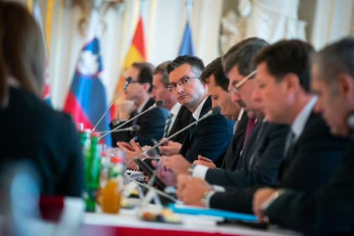 Marjan Šarec at an EU cohesion meeting, 2019