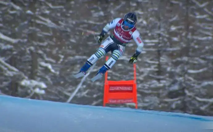 Downhill Skiing: Martin Čater Winds World Cup Opender in Val d&#039;Iser (Video)