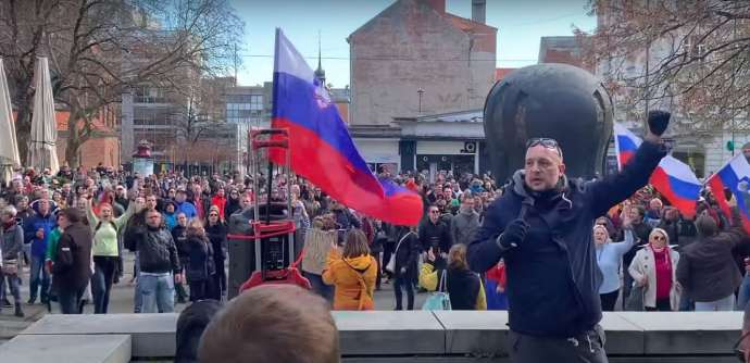 Lockdown Protest in Maribor (Video)