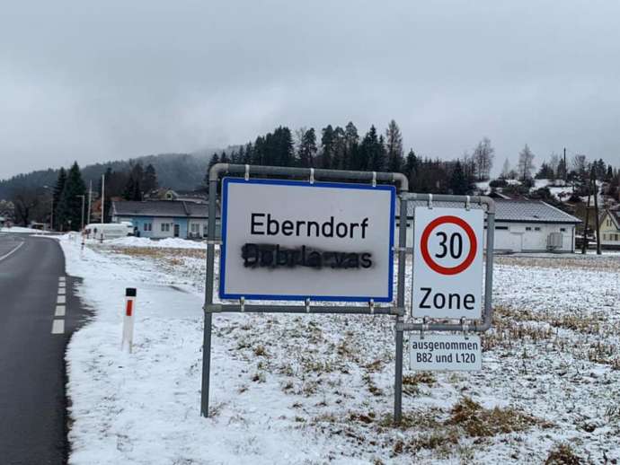 More Slovenian Signs Vandalised in Austria