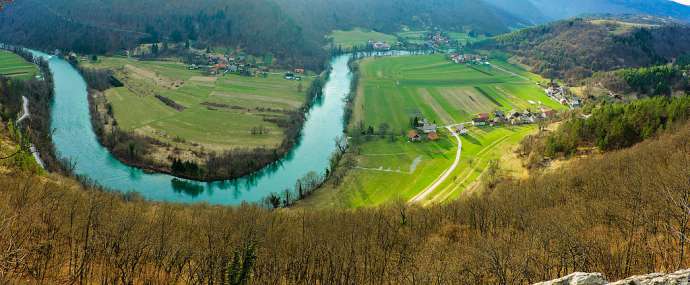 River Kolpa, the border between Slovenia and Croatia