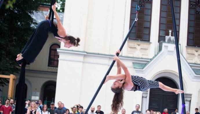 Aerial Circus na Ani Desetnici