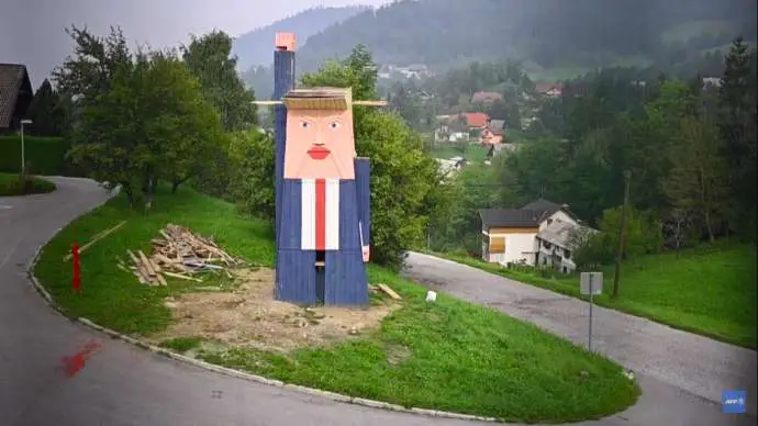 Interest in Giant Trump Effigy Overwhelms Slovenian Village (Video)
