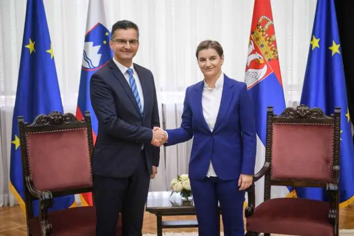 Prime Minister Marjan Šarec and his Serbian counterpart Ana Brnabić