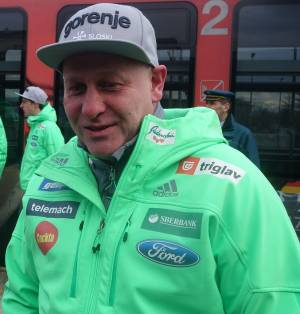 Janus Hands Over Ski Jumping Coaching to Bertoncelj
