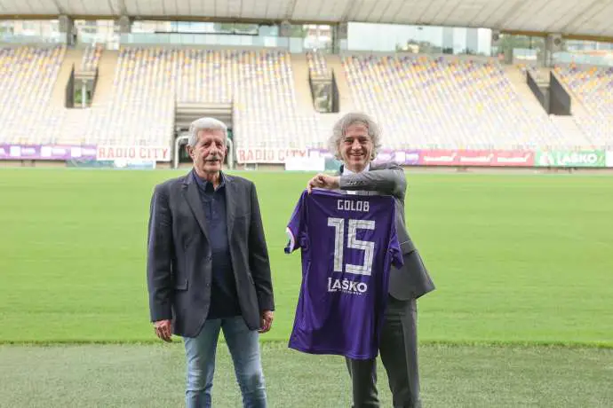 Drago Cotar, President of NK Maribor football club, with PM Robert Golob